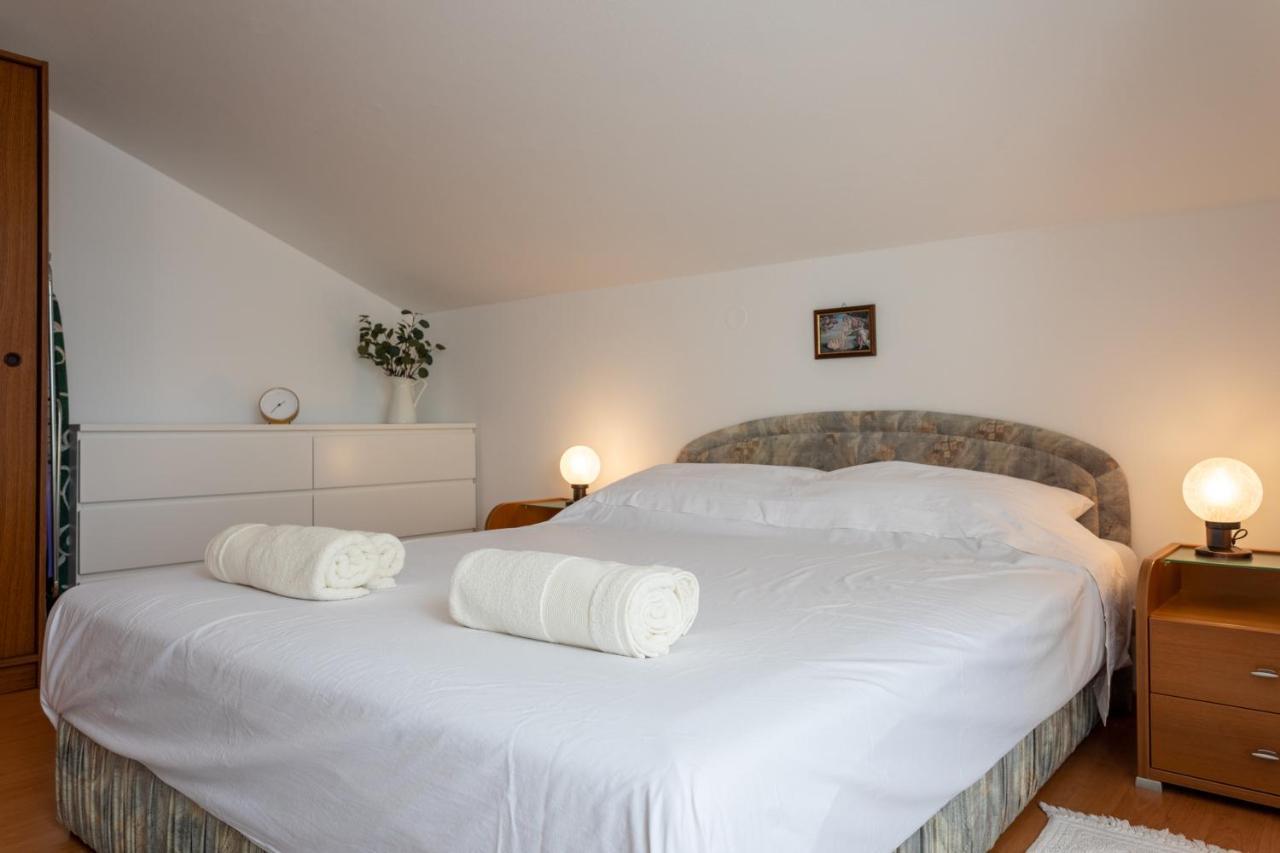 Apartment Tereza Malinska Eksteriør bilde